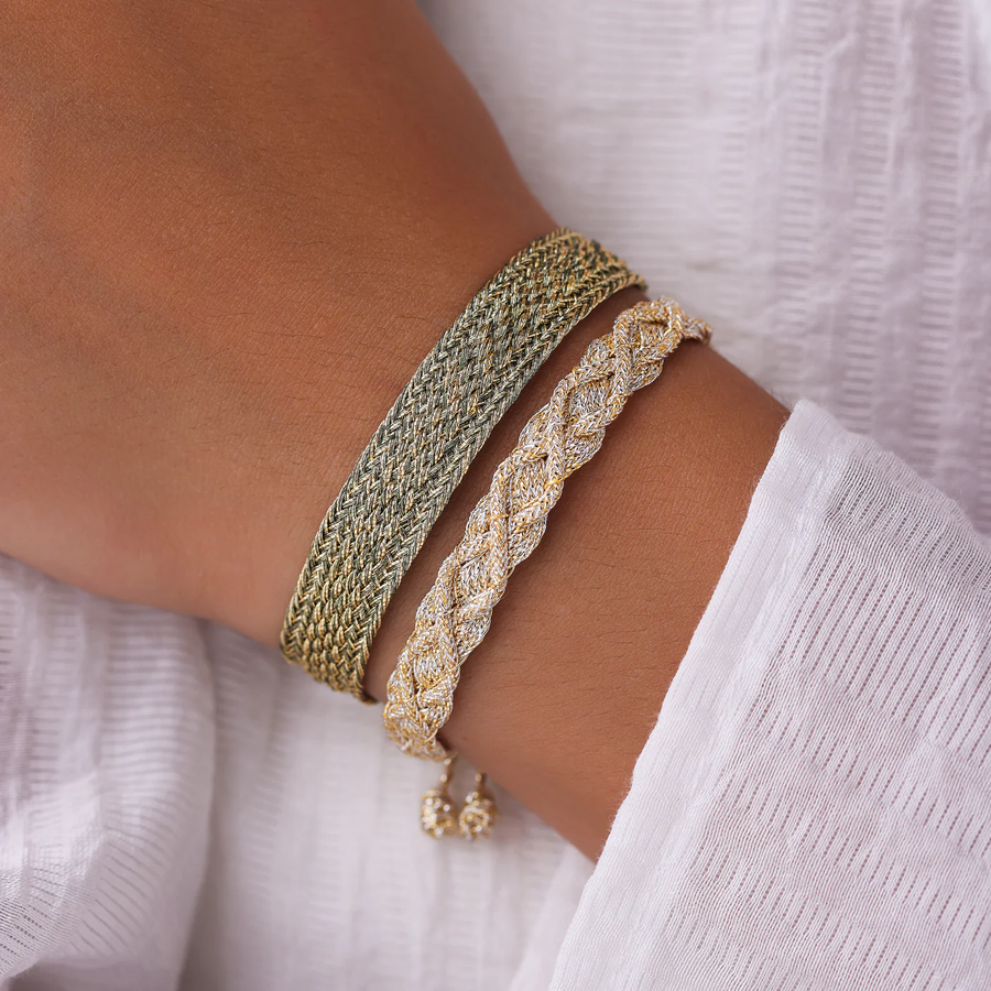 MAAŸAZ - Izy n°1 Bracelet in Gold Khaki