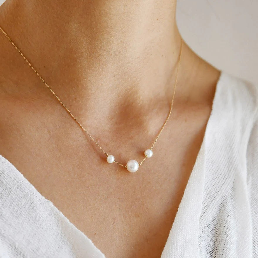 Carla Caruso - Grand Linear Grey Pearl Necklace